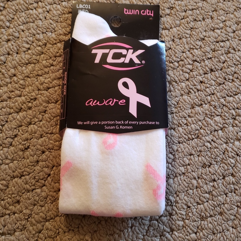 CK Twin City Multisport Socks Sz Med Pink Ribbons